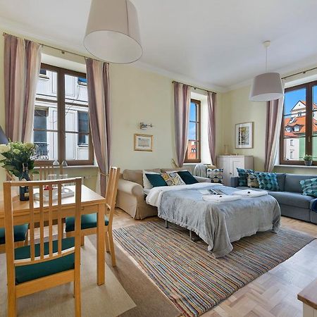 P&O Apartments Old Town وارسو الغرفة الصورة