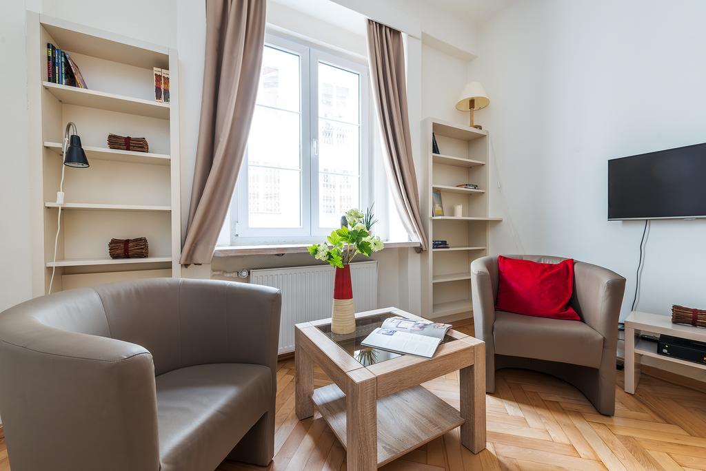 P&O Apartments Old Town وارسو المظهر الخارجي الصورة